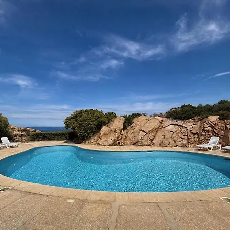 Alba Ruja 1 With Pool Close To Amenities ポルト・チェルボ